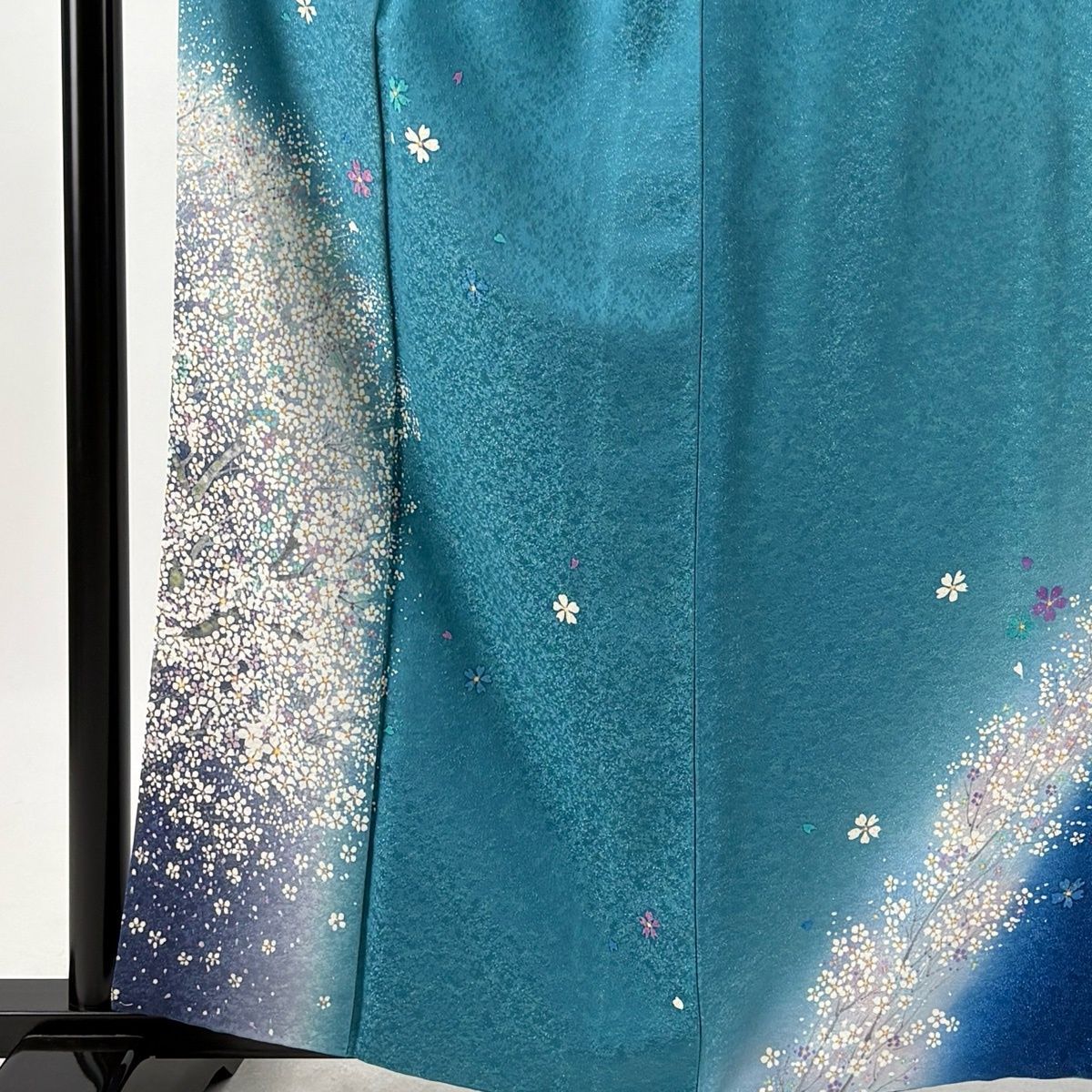 訪問着 身丈160cm 裄丈64cm M 袷 落款 桜 樹木 銀通し ぼかし 青緑 正絹 名品 【中古】