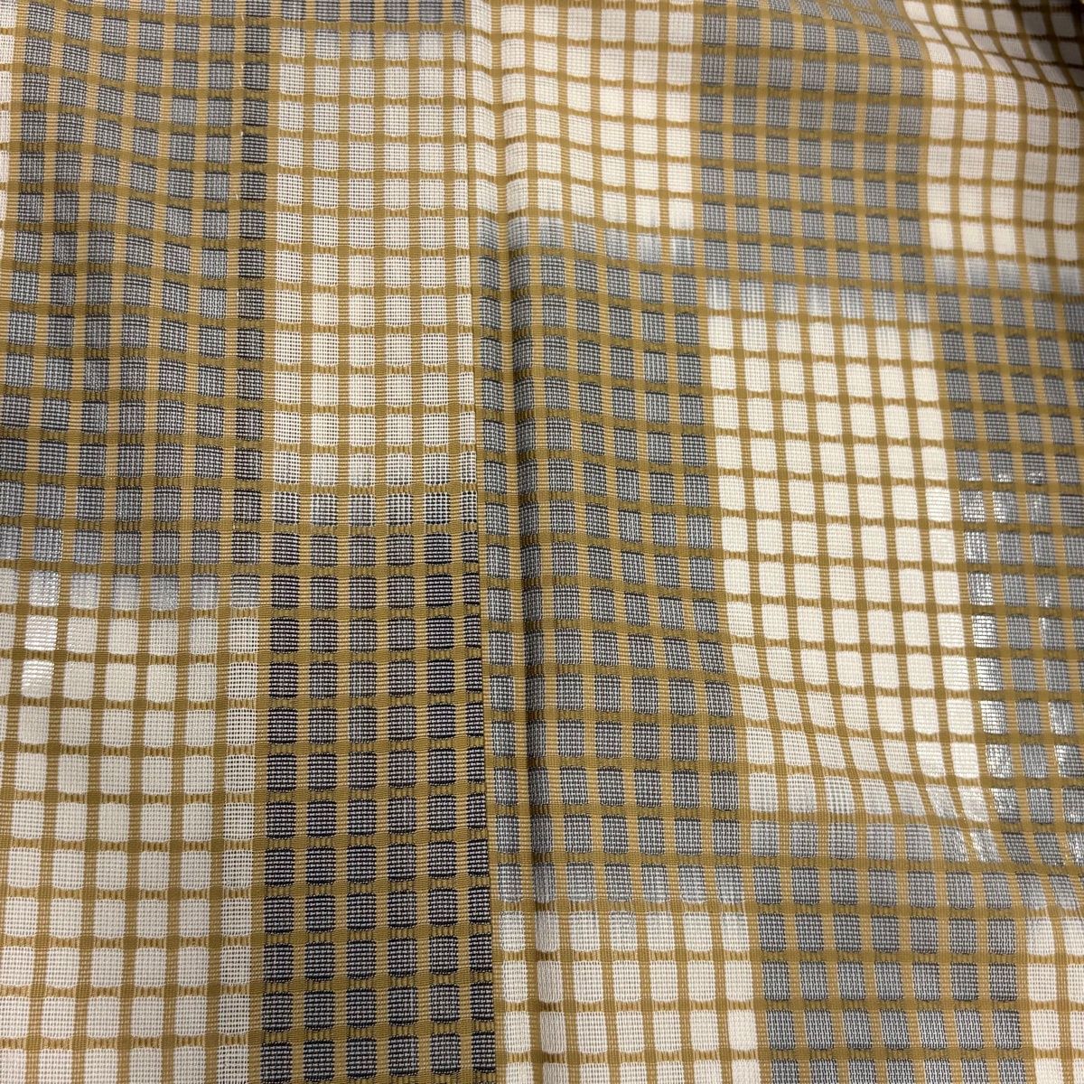 【美品】 紬 身丈157cm 裄丈64.5cm M 薄物 夏紬 変わり市松 格子 ベージュ 正絹 名品 【中古】 【美品】 紬 身丈157cm 裄丈64.5cm M 薄物 夏紬 変わり市松 格子 ベージュ 正絹 名品 【中古】