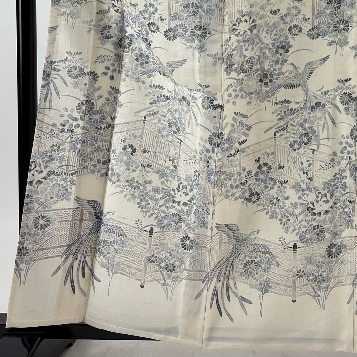 【美品】 訪問着 身丈160cm 裄丈65.5cm M 単衣 紬地 鳥 草花 クリーム 正絹 名品 【中古】