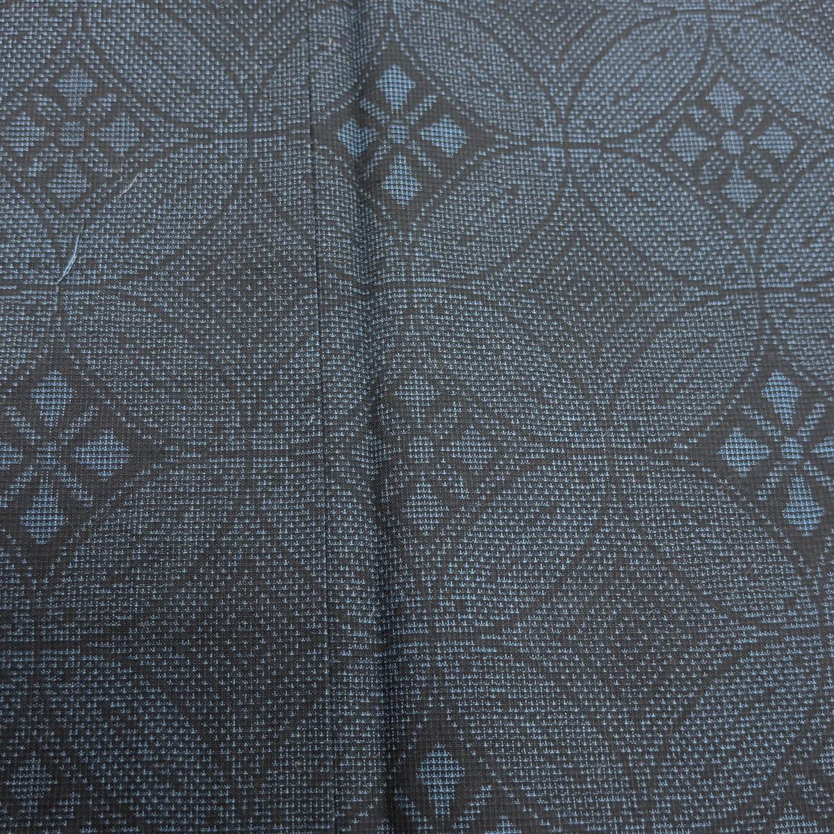 【美品】 紬 身丈155cm 裄丈62cm S 袷 落款 証紙 七宝 花菱 紺色 正絹 名品 【中古】