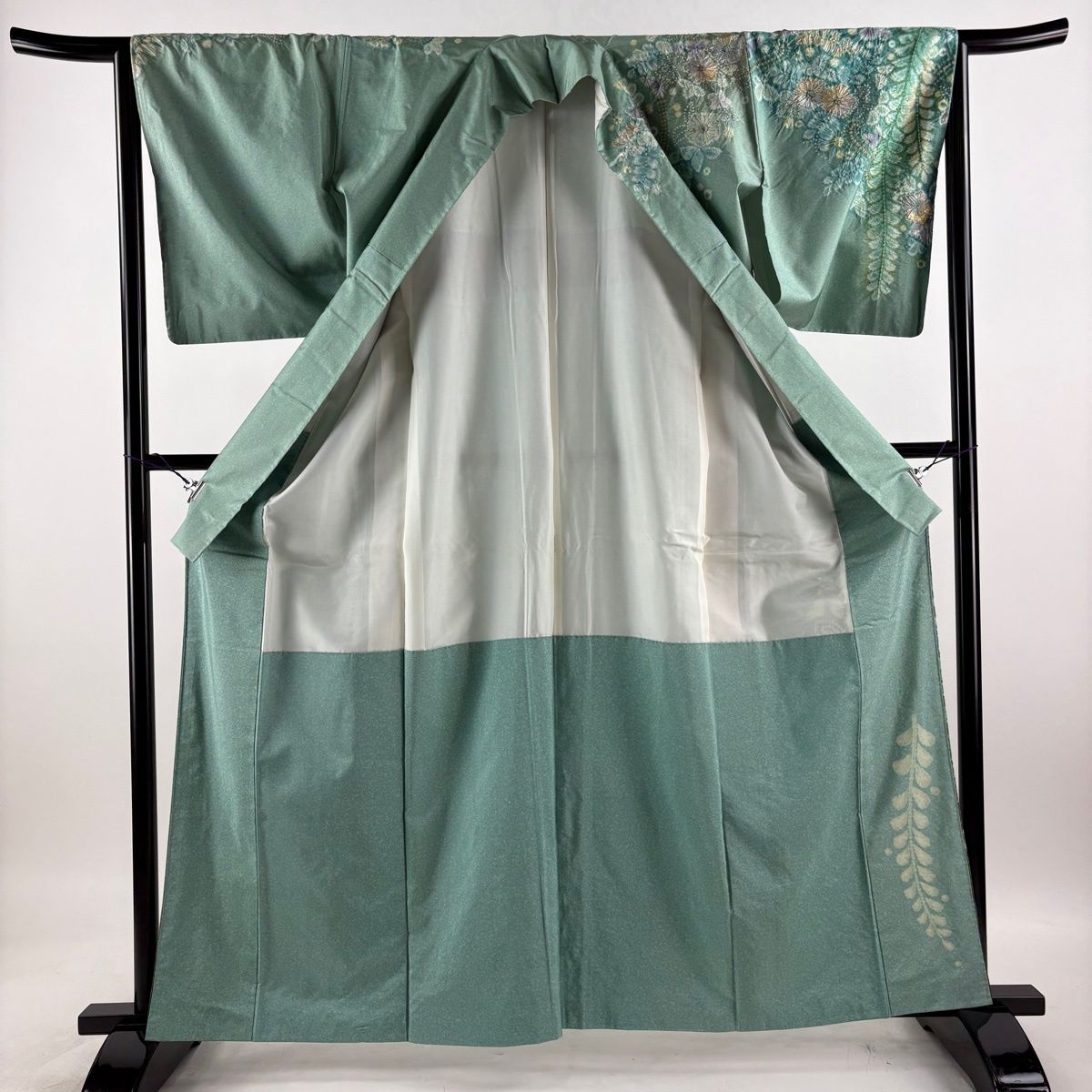 訪問着 身丈162.5cm 裄丈64.5cm M 袷 落款 辻が花 金銀彩 染め分け 薄緑 正絹 名品 【中古】 訪問着 身丈162.5cm 裄丈64.5cm M 袷 落款 辻が花 金銀彩 染め分け 薄緑 正絹 名品 【中古】