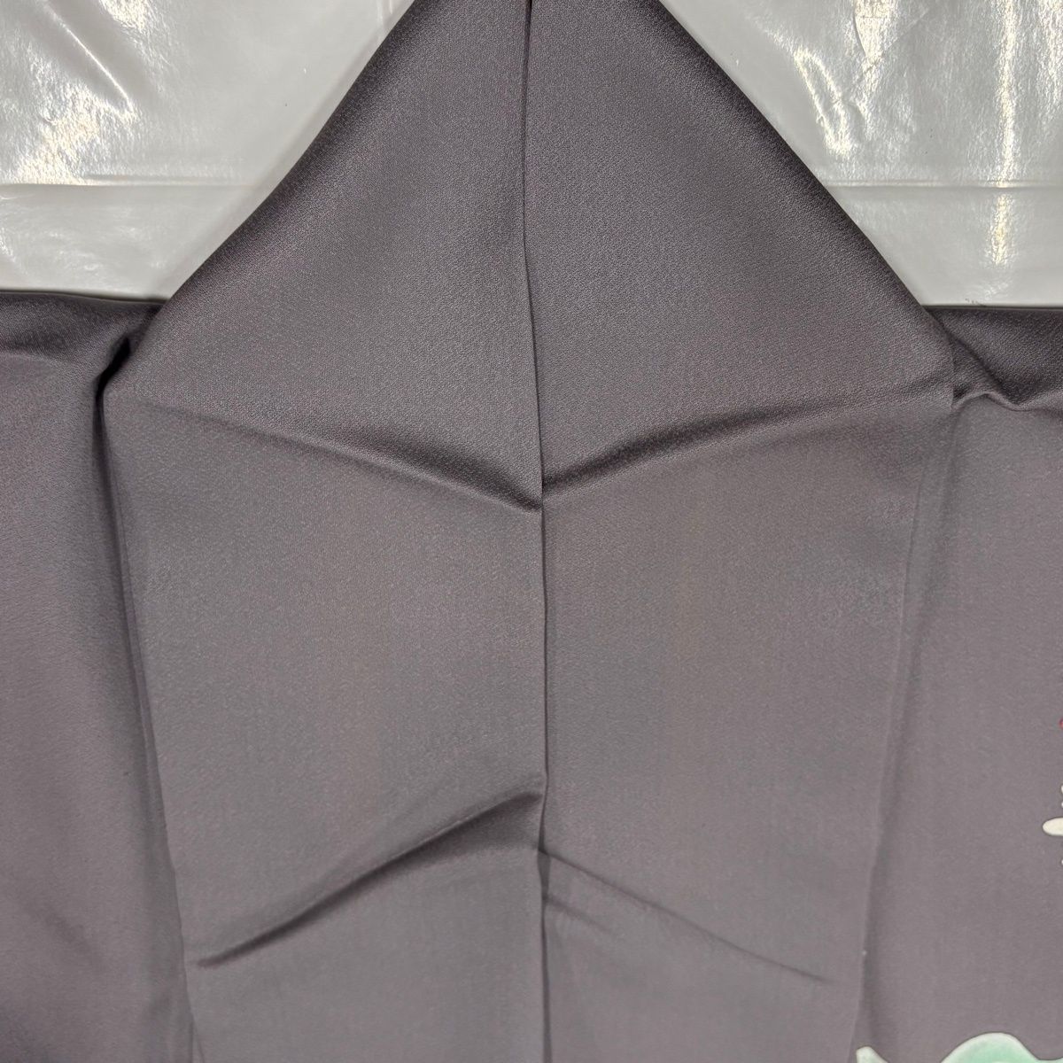 付下げ 身丈163cm 裄丈65.5cm M 袷 草花 灰紫 正絹 名品 【中古】 付下げ 身丈163cm 裄丈65.5cm M 袷 草花 灰紫 正絹 名品 【中古】