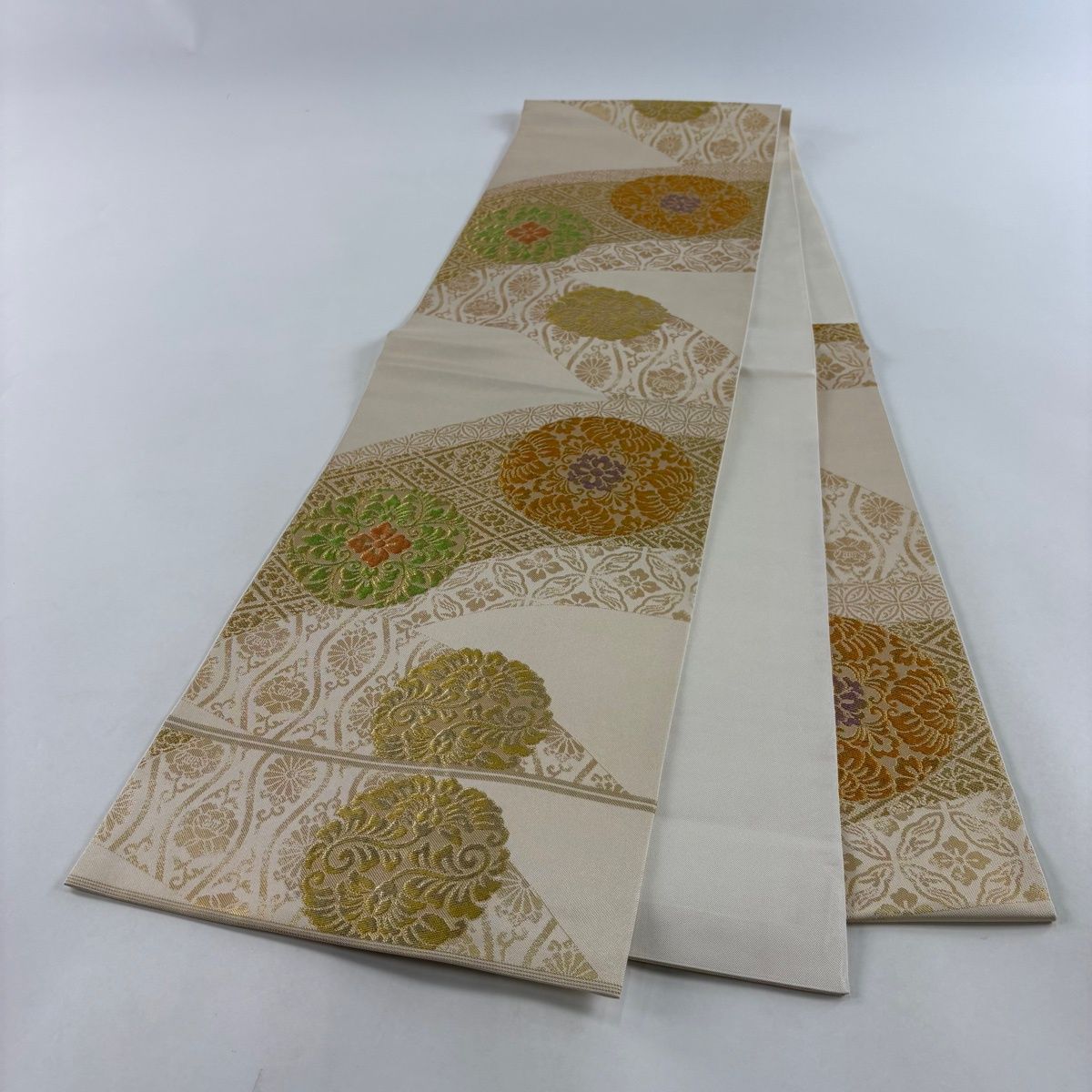 【美品】 袋帯 名品 川島織物 落款 本袋 関西仕立て 浮線綾文 華文 金銀糸 箔 ベージュ 六通 正絹 【中古】