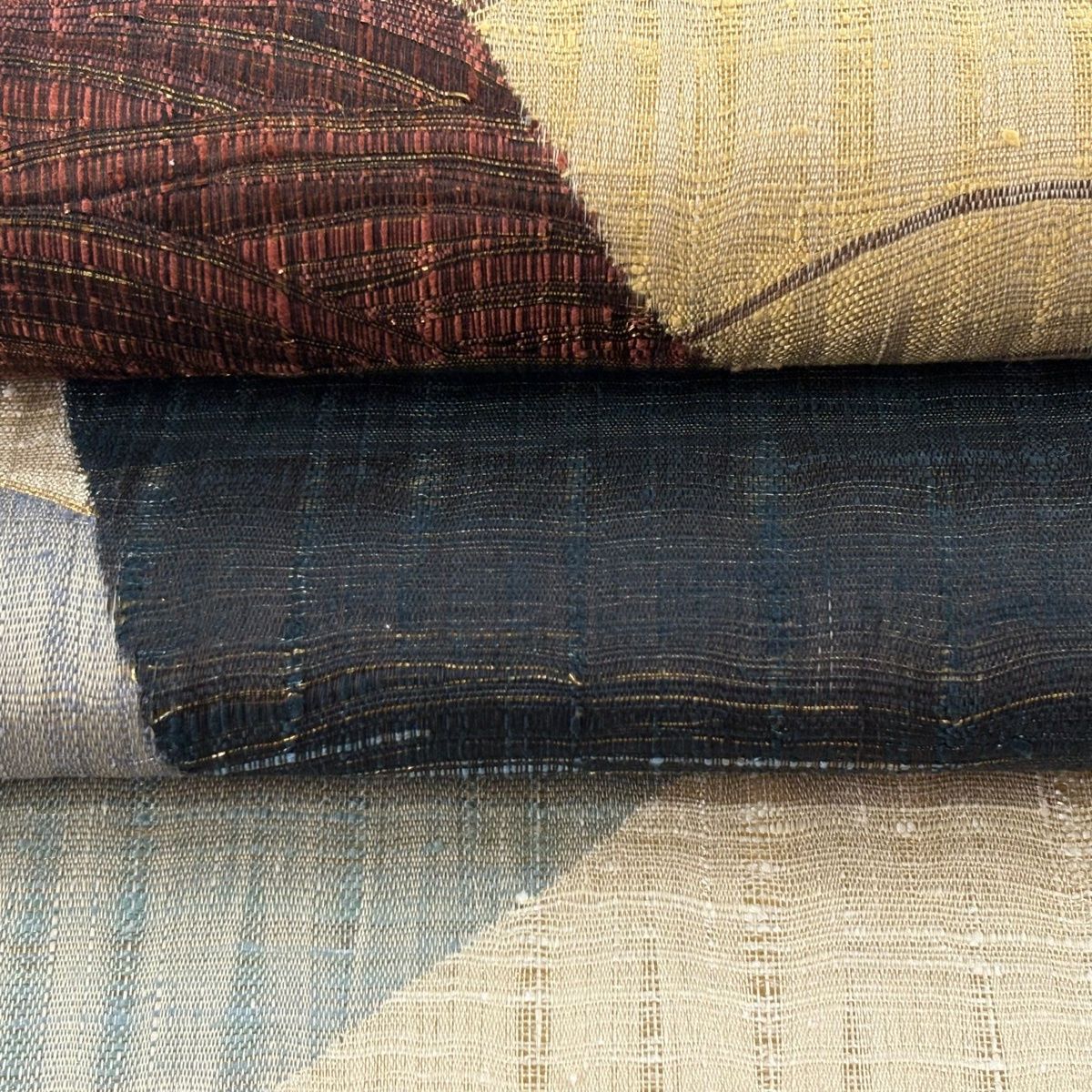 【美品】 袋帯 逸品 渡文 落款 さざ波 波 霞 金糸 薄黄土色 お太鼓柄 正絹 【中古】