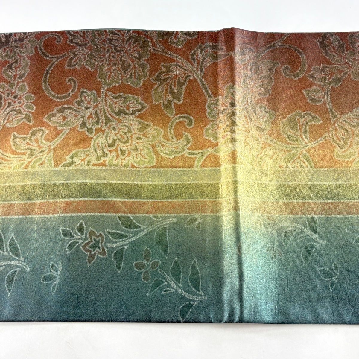袋帯 逸品 落款 牛首紬地 花唐草 縞 金彩 灰緑 全通 正絹 【中古】 袋帯 逸品 落款 牛首紬地 花唐草 縞 金彩 灰緑 全通 正絹 【中古】