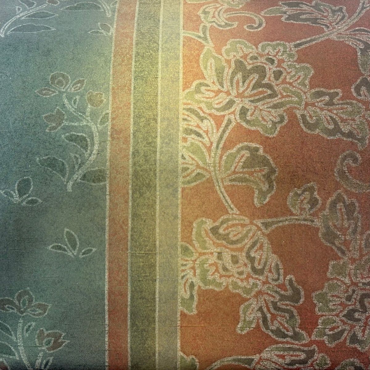 袋帯 逸品 落款 牛首紬地 花唐草 縞 金彩 灰緑 全通 正絹 【中古】 袋帯 逸品 落款 牛首紬地 花唐草 縞 金彩 灰緑 全通 正絹 【中古】