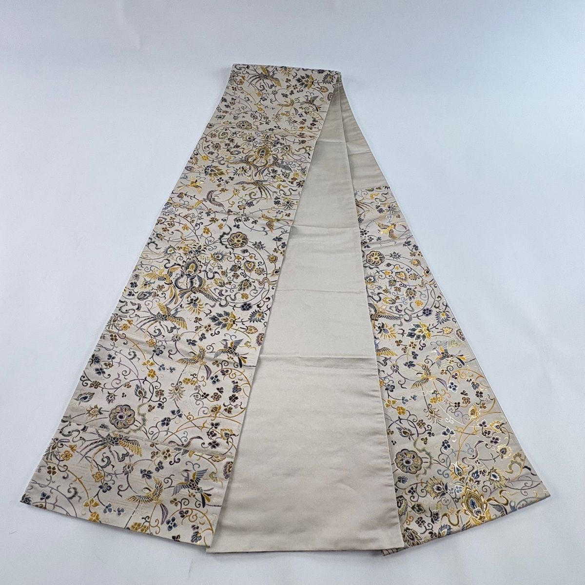 袋帯 逸品 白綾苑大庭 花鳥 花唐草 金糸 箔 クリーム 六通 正絹 【中古】
