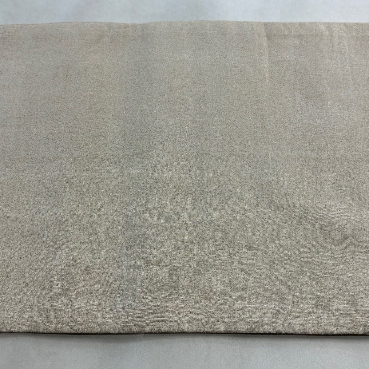 袋帯 逸品 御所車 草花 金糸 ベージュ お太鼓柄 正絹 【中古】