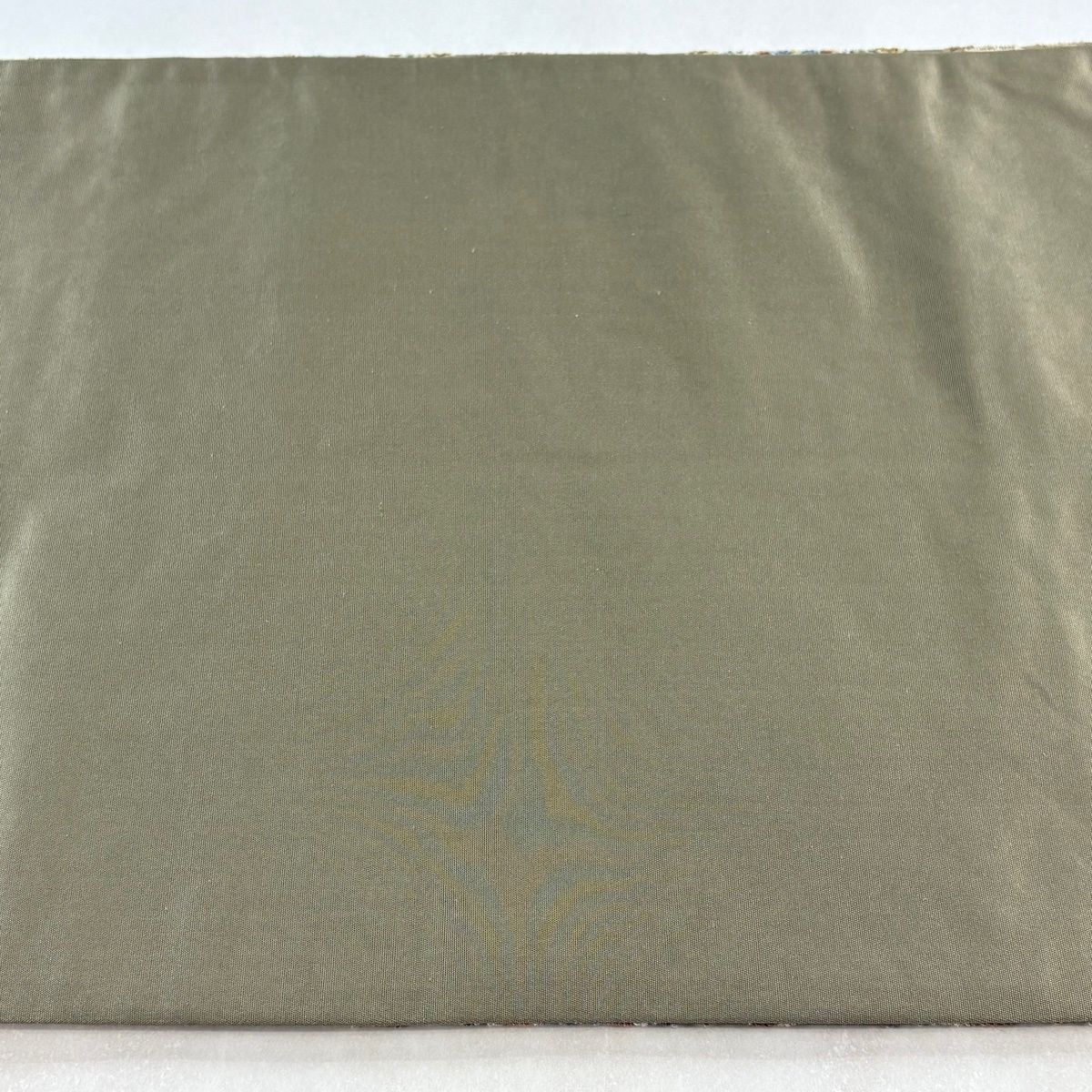 袋帯 逸品 草花 鳥 相良刺繍 金糸 茶緑色 全通 正絹 【中古】