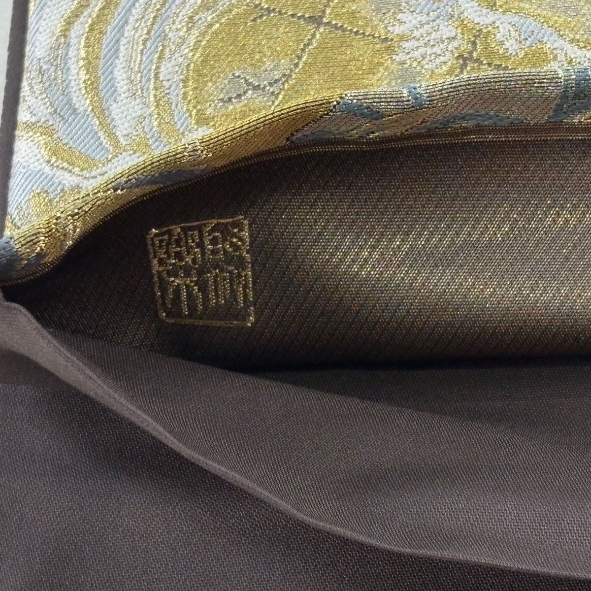 袋帯 逸品 じゅらく 落款 扇面 草花 金糸 箔 焦茶色 お太鼓柄 正絹 【中古】