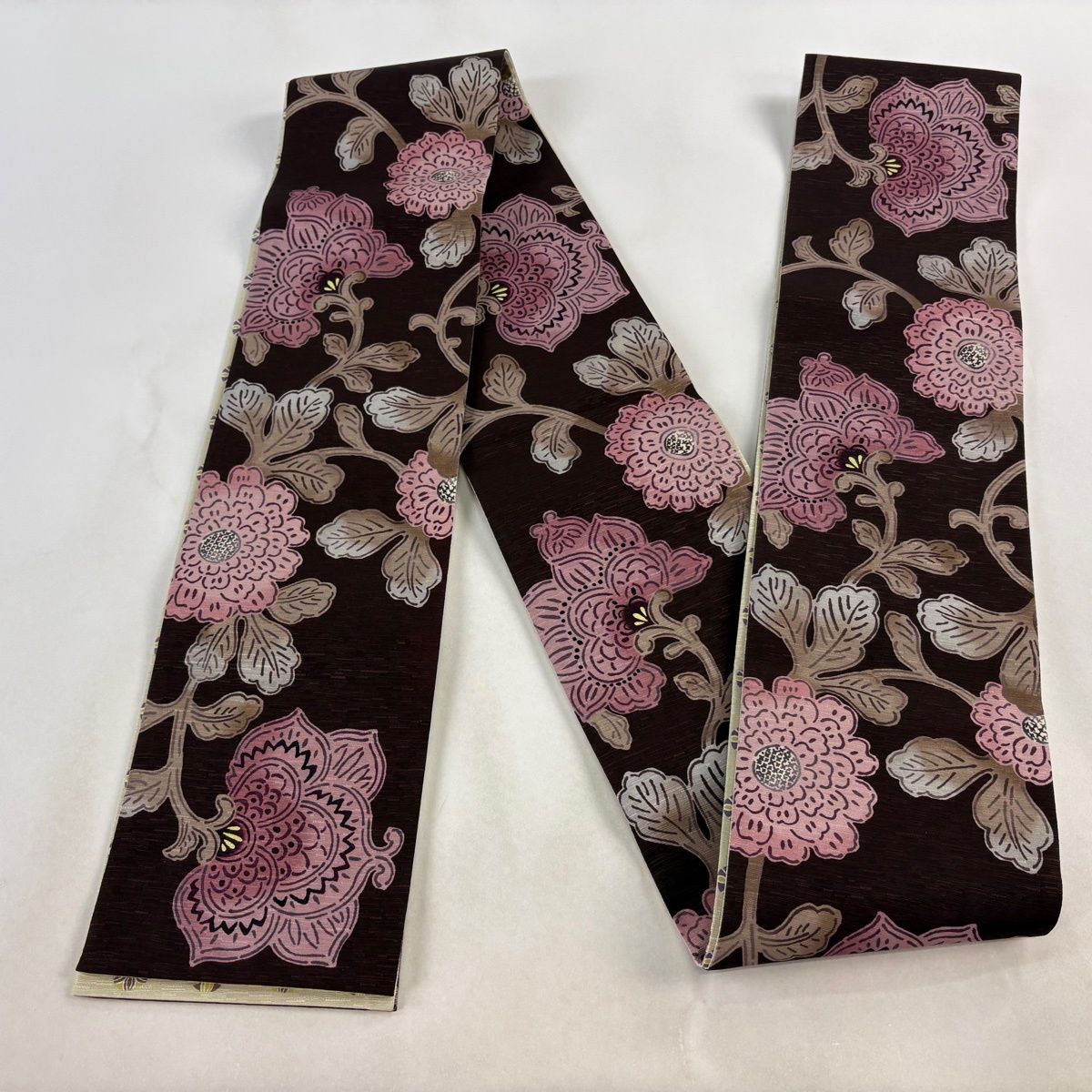 【美品】半幅帯 名品 菊 茶紫 正絹 【中古】