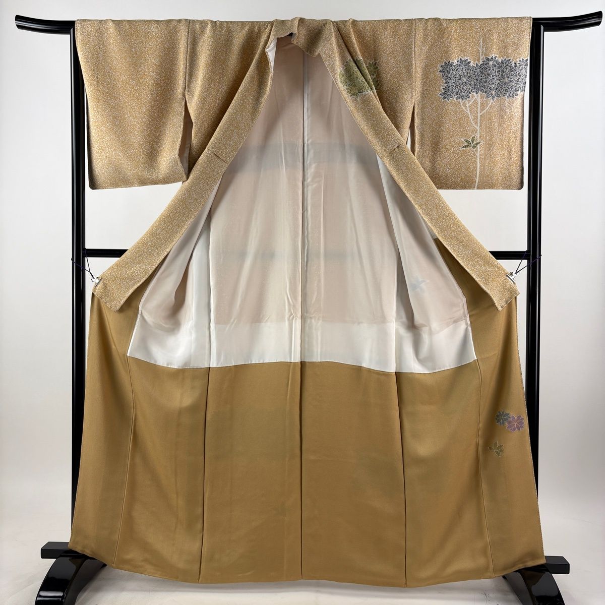 【美品】 訪問着 身丈164cm 裄丈64cm M 袷 袋帯セット 落款 枝花 刺繍 金彩 山吹茶色 正絹 秀品 【中古】 【美品】 訪問着 身丈164cm 裄丈64cm M 袷 袋帯セット 落款 枝花 刺繍 金彩 山吹茶色 正絹 秀品 【中古】
