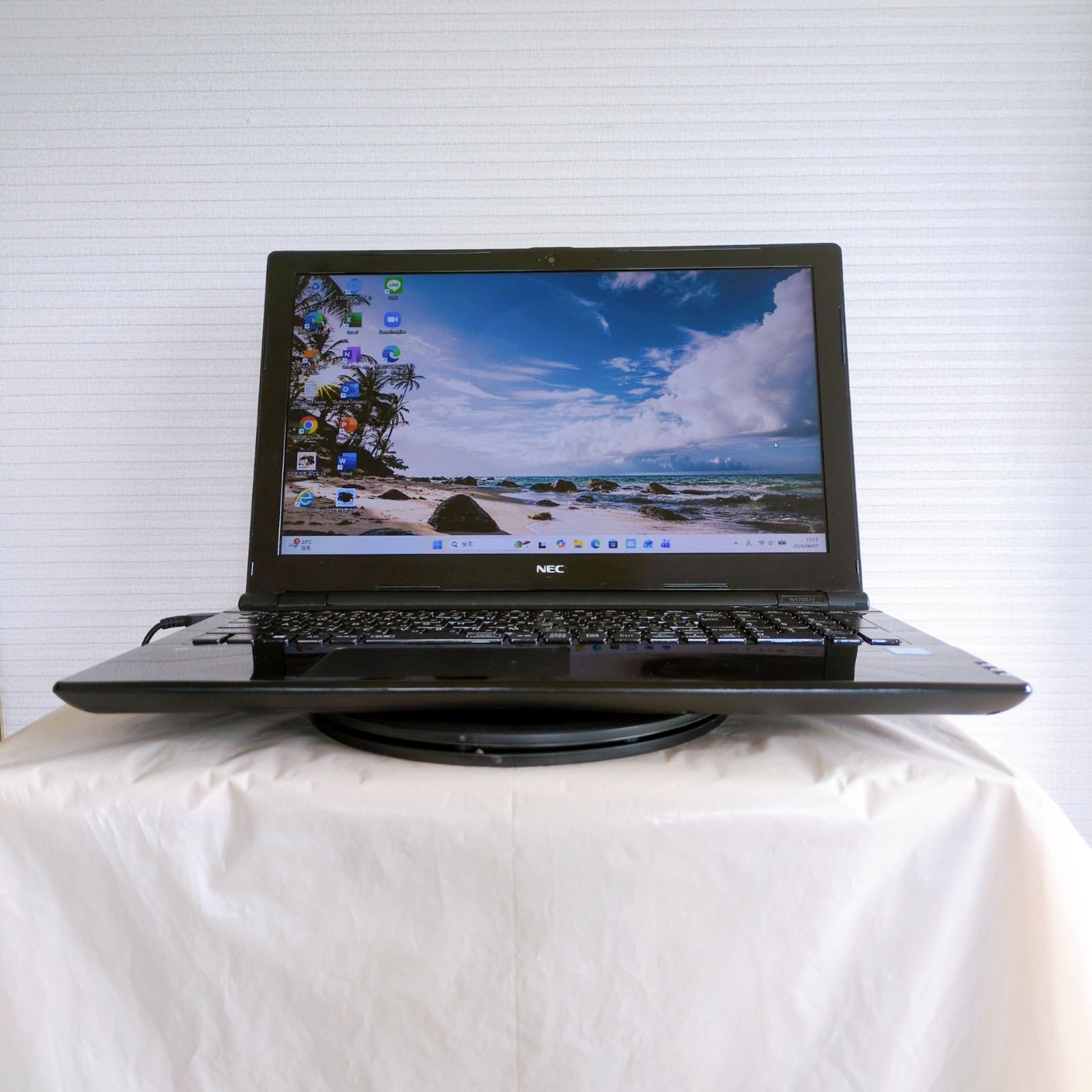 NEC LAVIE NS700/JAB Windows11 home Core i7-8550U メモリ8GB SSD480GB 15インチ（解像度1366×768） カメラ ブルーレイ オフィス2024 テンキー