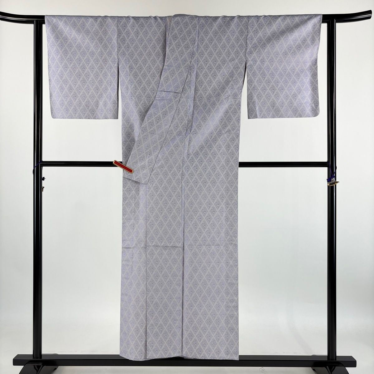 【美品】 付下げ 身丈151.5cm 裄丈63cm S 単衣 菱 幾何学 薄紫 正絹 逸品 【中古】 【美品】 付下げ 身丈151.5cm 裄丈63cm S 単衣 菱 幾何学 薄紫 正絹 逸品 【中古】