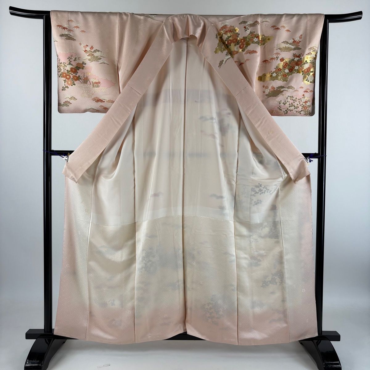 訪問着 身丈159.5cm 裄丈65.5cm M 袷 吾妻徳穂 落款 菊 松竹梅 金糸 金彩 ピンク 正絹 名品 【中古】