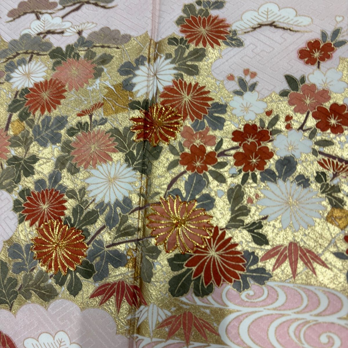 訪問着 身丈159.5cm 裄丈65.5cm M 袷 吾妻徳穂 落款 菊 松竹梅 金糸 金彩 ピンク 正絹 名品 【中古】
