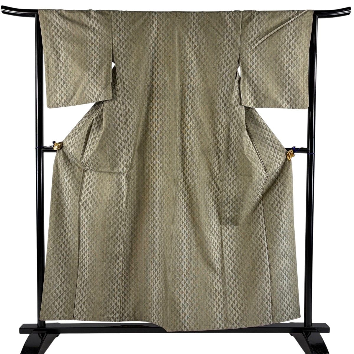 【美品】 大島紬 身丈157cm 裄丈65.5cm M 袷 証紙 鱗連鎖 屋久杉染 茶緑色 正絹 名品 【中古】