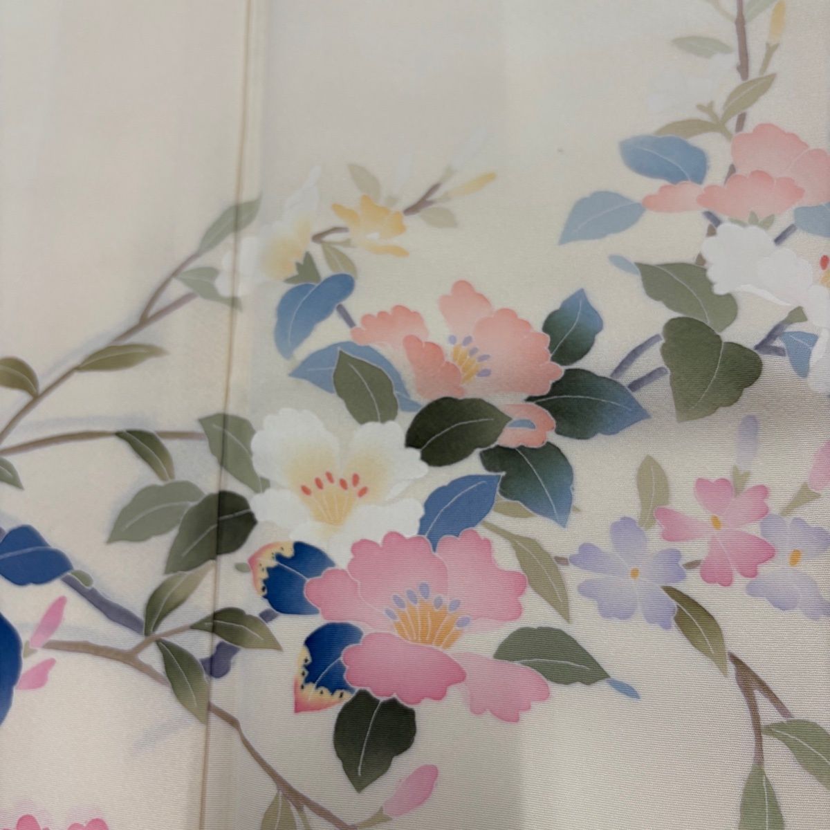 付下げ 身丈156cm 裄丈65cm M 袷 南克治 落款 枝花 クリーム 正絹 名品 【中古】