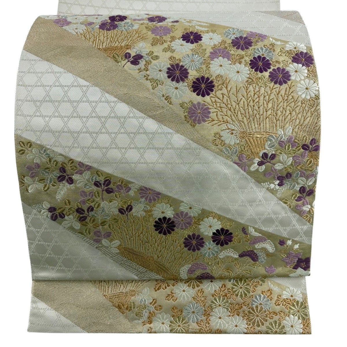 袋帯 名品 帝王紫 落款 珠玉秋花模様 金銀糸 箔 クリーム お太鼓柄 正絹 【中古】