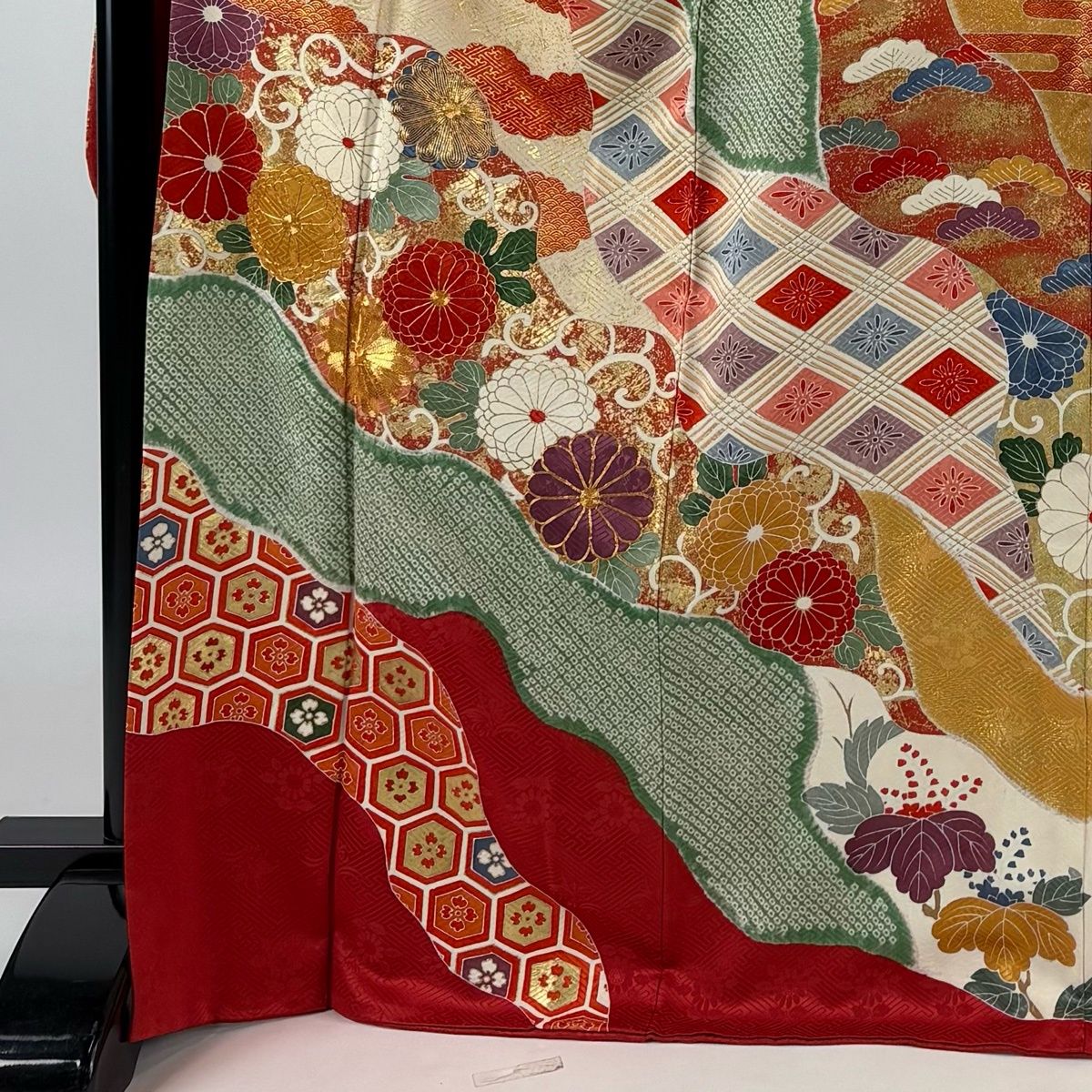 振袖 身丈171cm 裄丈67.5cm L 袷 菊唐草 有職文様 金糸 絞り 赤 正絹 