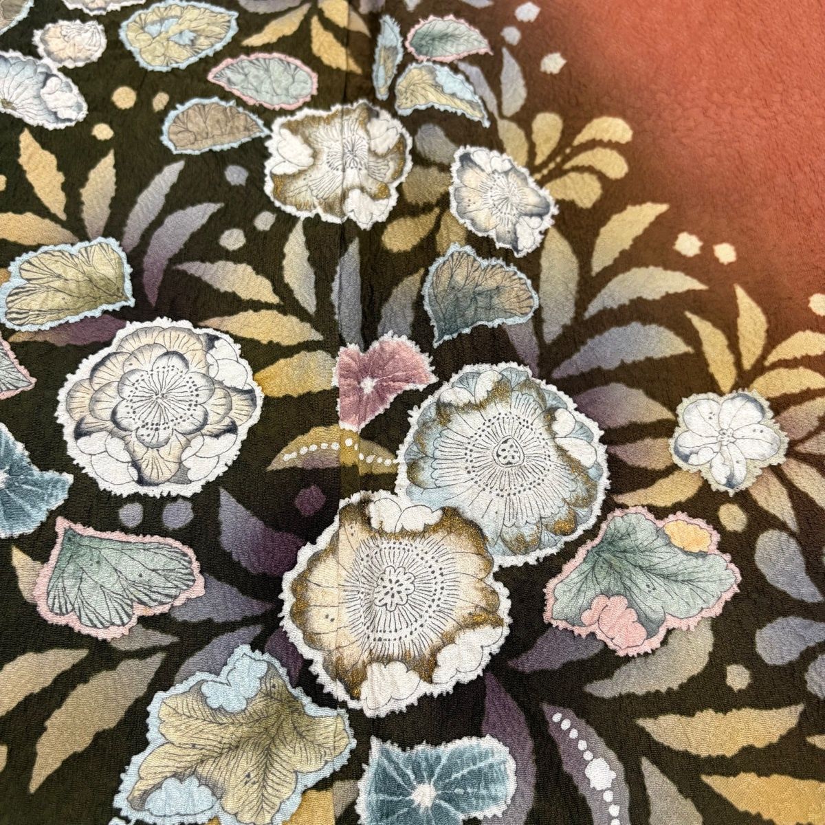 訪問着 身丈159cm 裄丈64cm M 袷 辻が花 金彩 染め分け 赤茶 正絹 秀品 【中古】