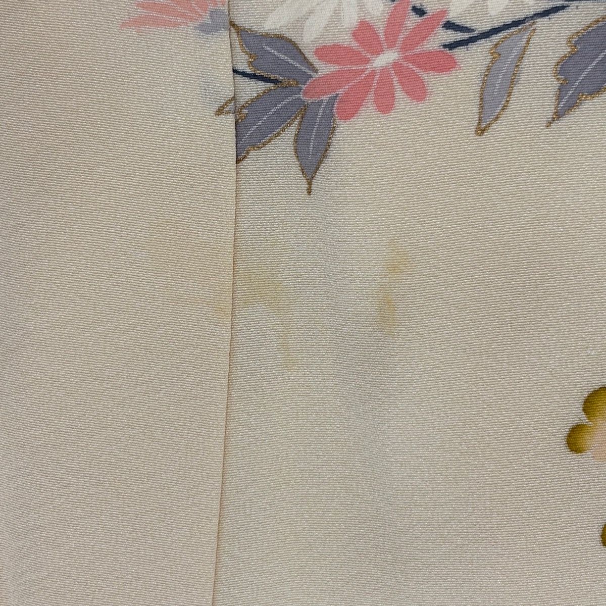 訪問着 身丈152.5cm 裄丈62cm S 袷 落款 菊 梅 金彩 ぼかし ベージュ 正絹 秀品 【中古】 訪問着 身丈152.5cm 裄丈62cm S 袷 落款 菊 梅 金彩 ぼかし ベージュ 正絹 秀品 【中古】