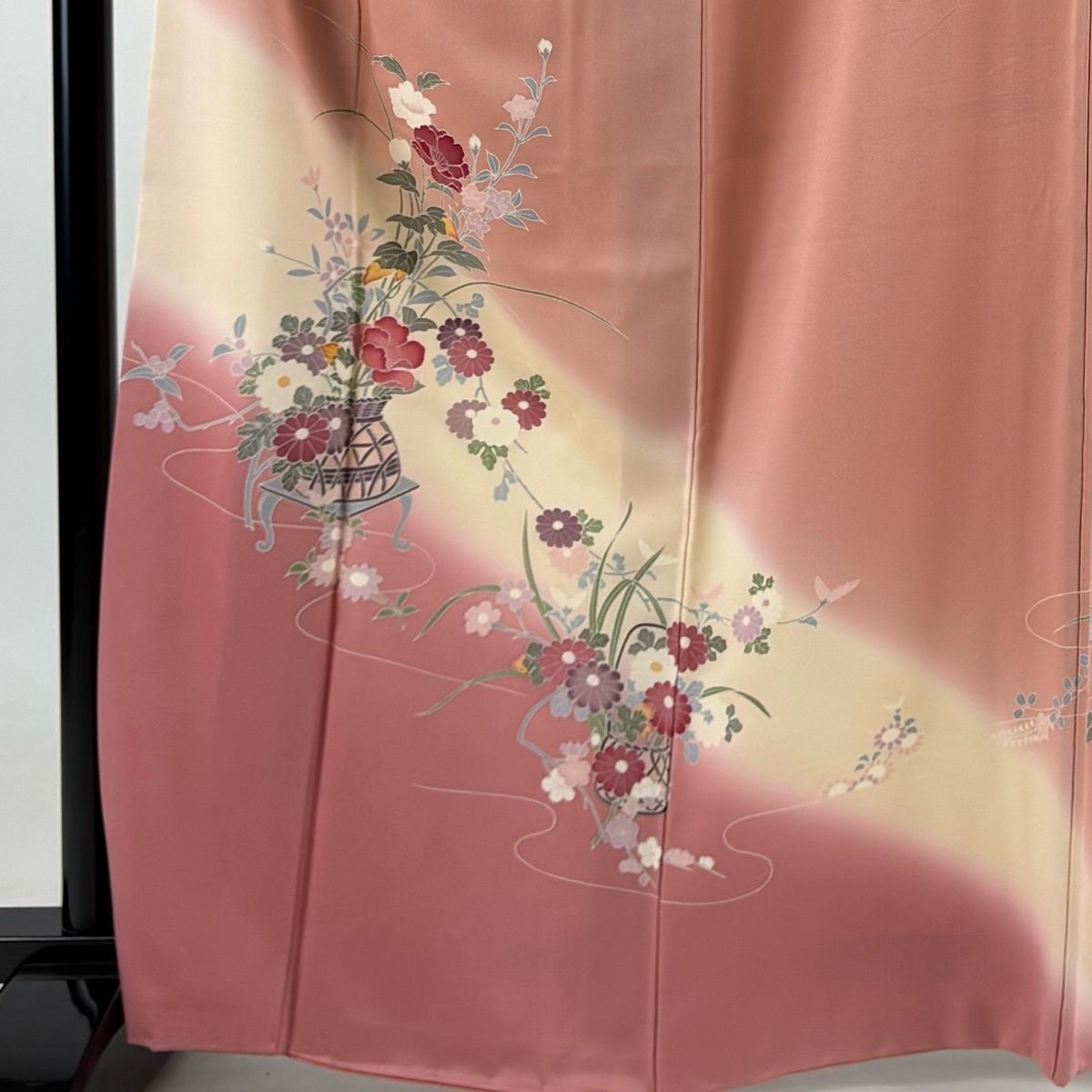 【美品】 訪問着 身丈165.5cm 裄丈67.5cm L 袷 花籠 流水 ぼかし ピンク 正絹 秀品 【中古】 【美品】 訪問着 身丈165.5cm 裄丈67.5cm L 袷 花籠 流水 ぼかし ピンク 正絹 秀品 【中古】