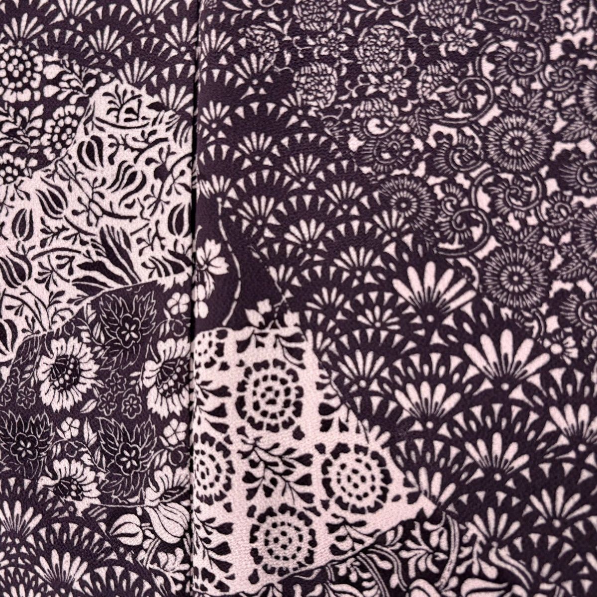 【美品】 訪問着 身丈159cm 裄丈64.5cm M 袷 落款 草花 花唐草 縮緬 紫 正絹 秀品 【中古】