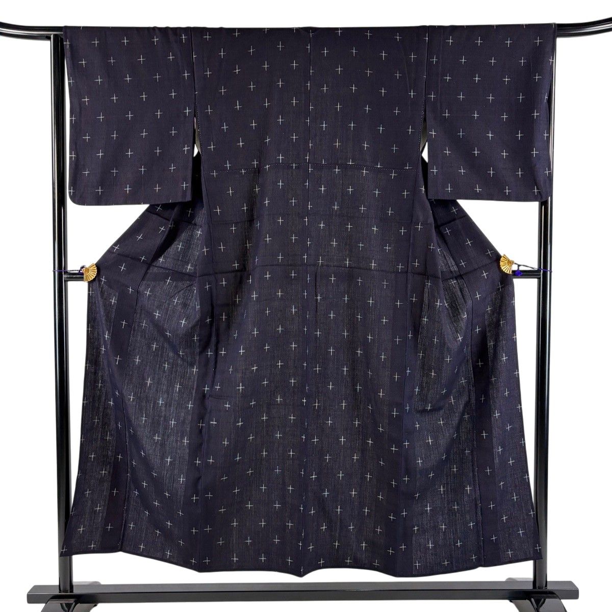 紬 身丈152cm 裄丈65.5cm M 単衣 十字絣 濃紺 正絹 秀品 【中古】