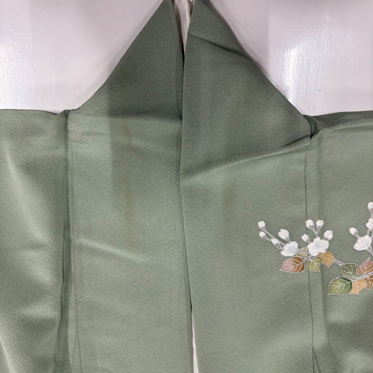 訪問着 身丈152cm 裄丈62cm S 袷 落款 桜 草花 ぼかし 薄緑 正絹 秀品 一つ紋 【中古】