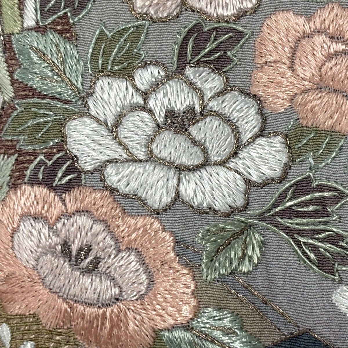 訪問着 身丈157cm 裄丈67cm M 袷 几帳 草花 刺繍 金糸 灰色 正絹 秀品 【中古】