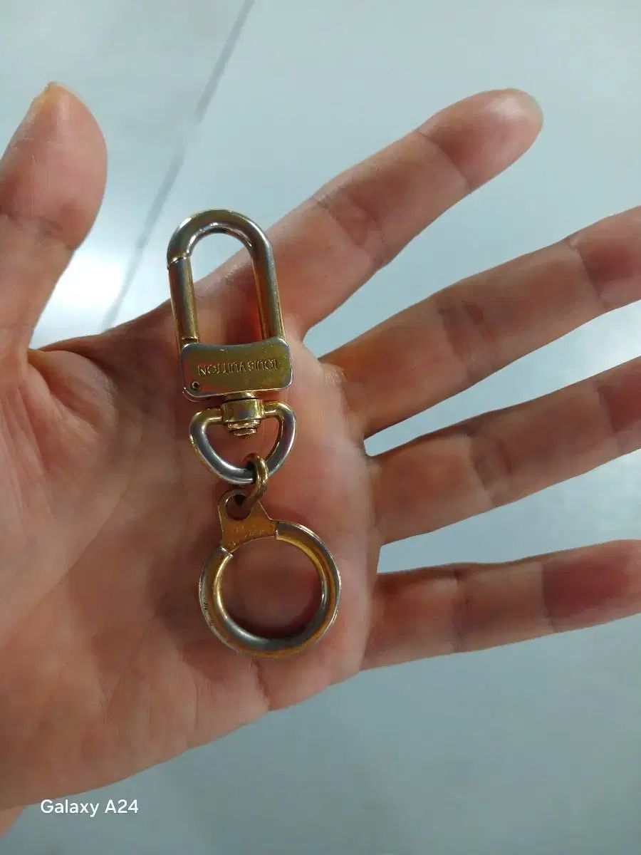 正規品 Louis Vuitton ルイヴィトン キーホルダー