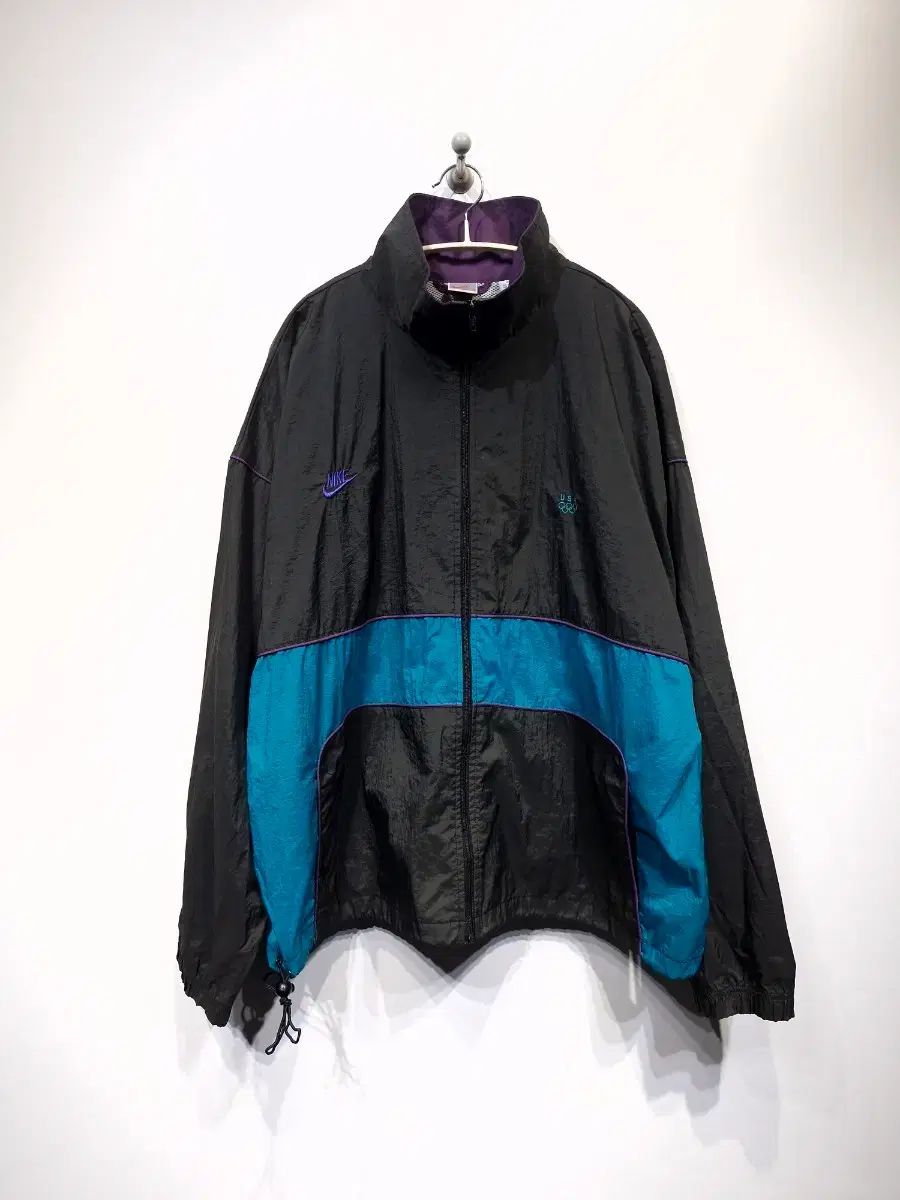 NIKE ナイキ 90's USA ロゴ ウィンドブレーカー