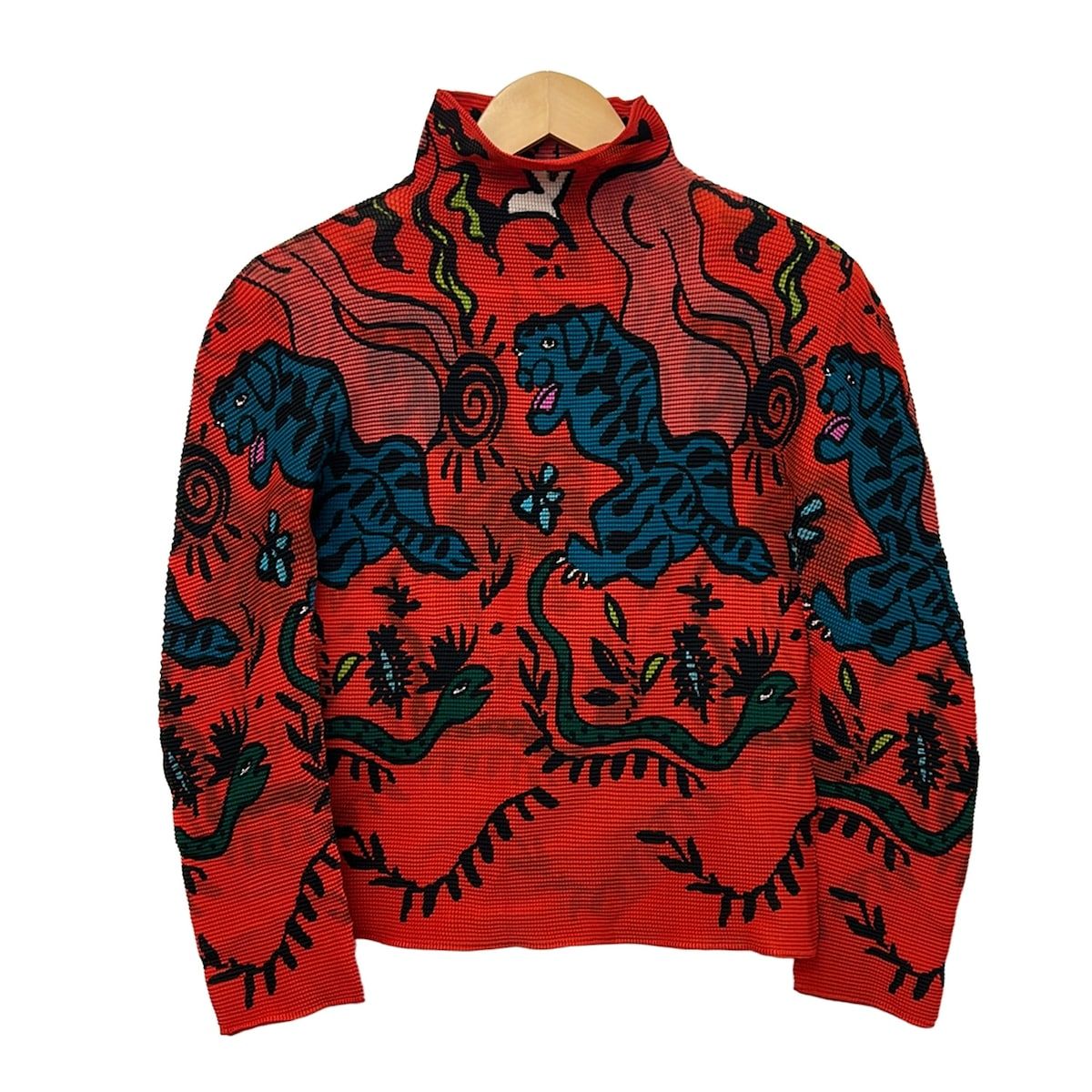 me ISSEY MIYAKE(ミー/イッセイミヤケ) 長袖カットソー レディース美品 - MI11FJ621 レッド×マルチ アニマル柄