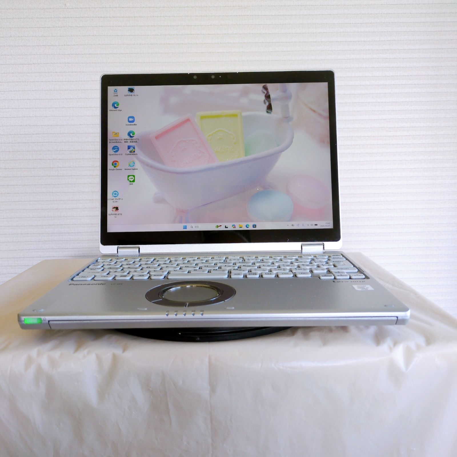 Panasonic レッツノート CF-QV9 Windows11 pro Core i7-10810U メモリ16GB SSD512GB 12インチ（解像度2880×1920） タッチパネル カメラ
