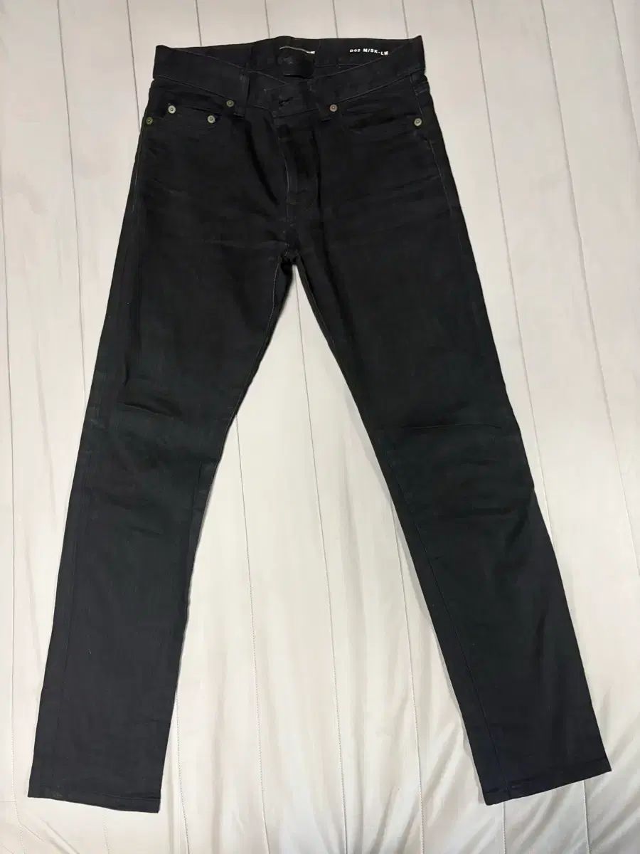 Saint Laurent サンローラン ブラック デニム 30