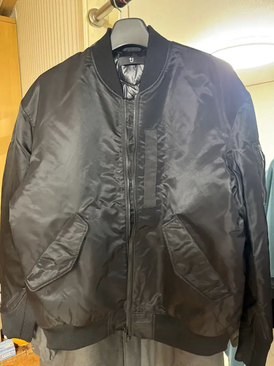 UNIQLO +J MA-1 ブラック(XL)