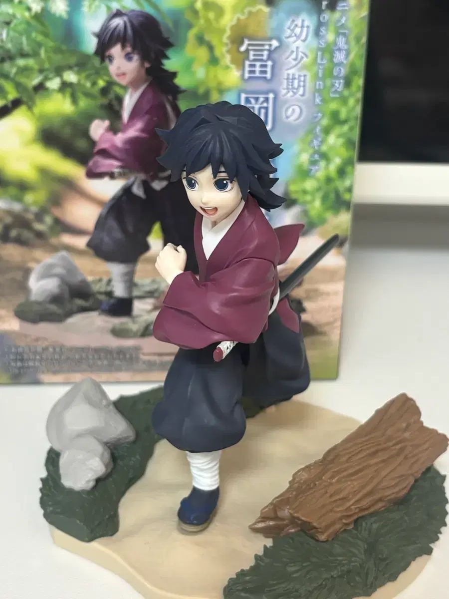 義勇 幼少期 フィギュア 鬼滅の刃 Xross