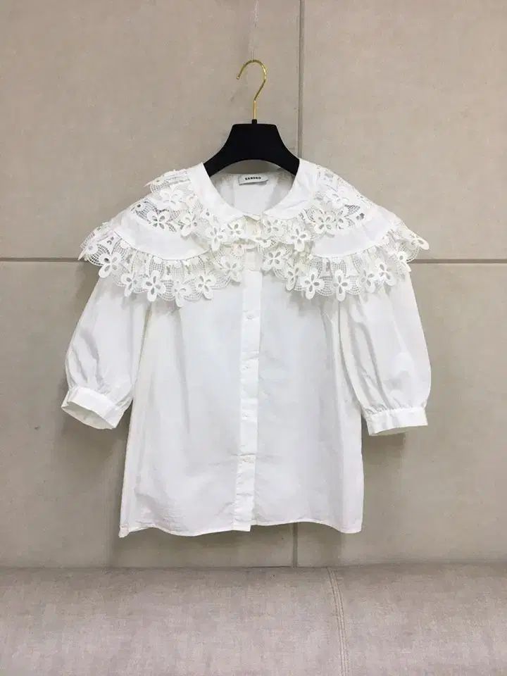 サンドロ正規品 パフスリーブ 白 レース ビック襟 ブラウス