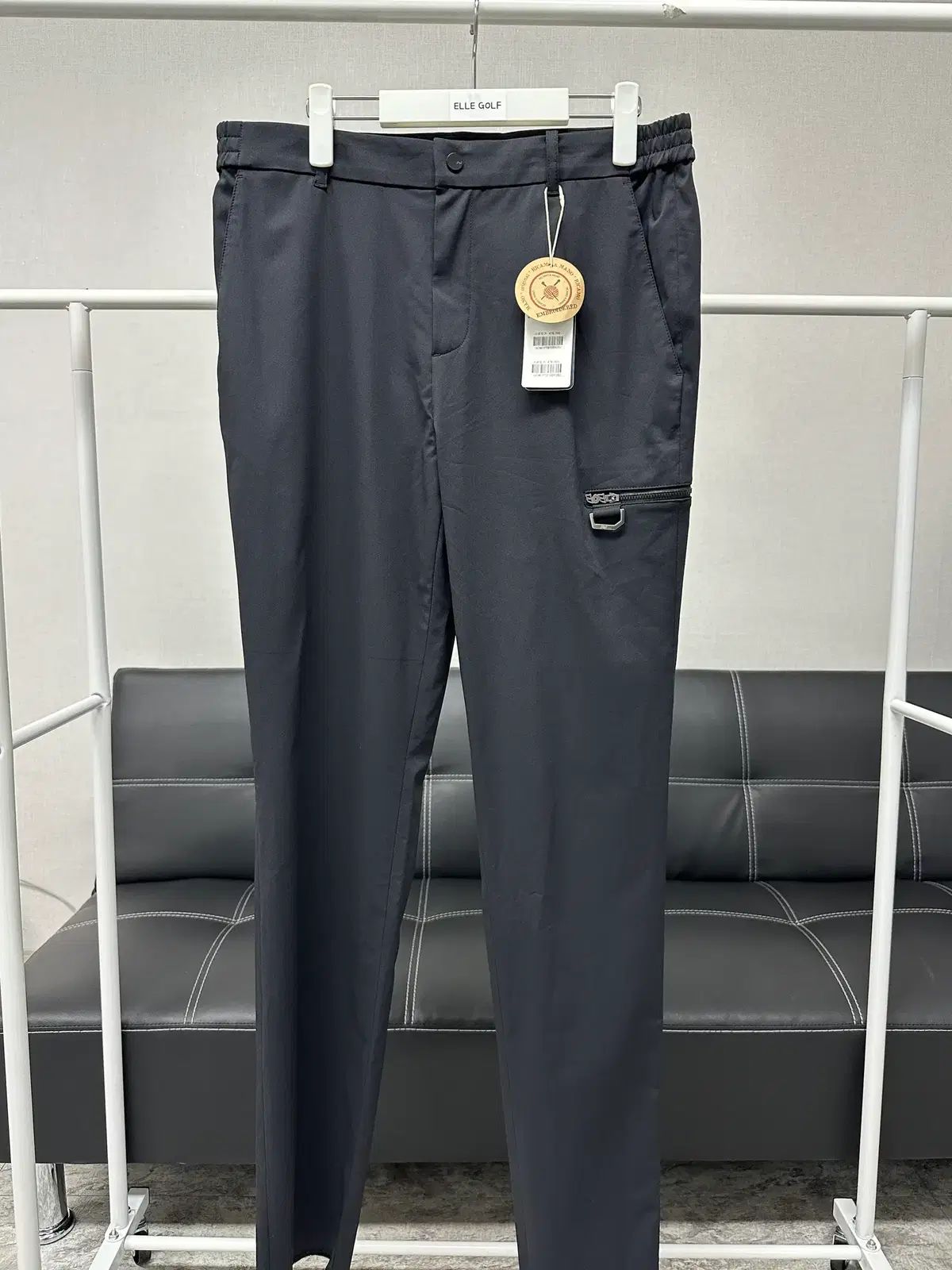 サイズ 32) 新商品 BOB ネイビー パンツ