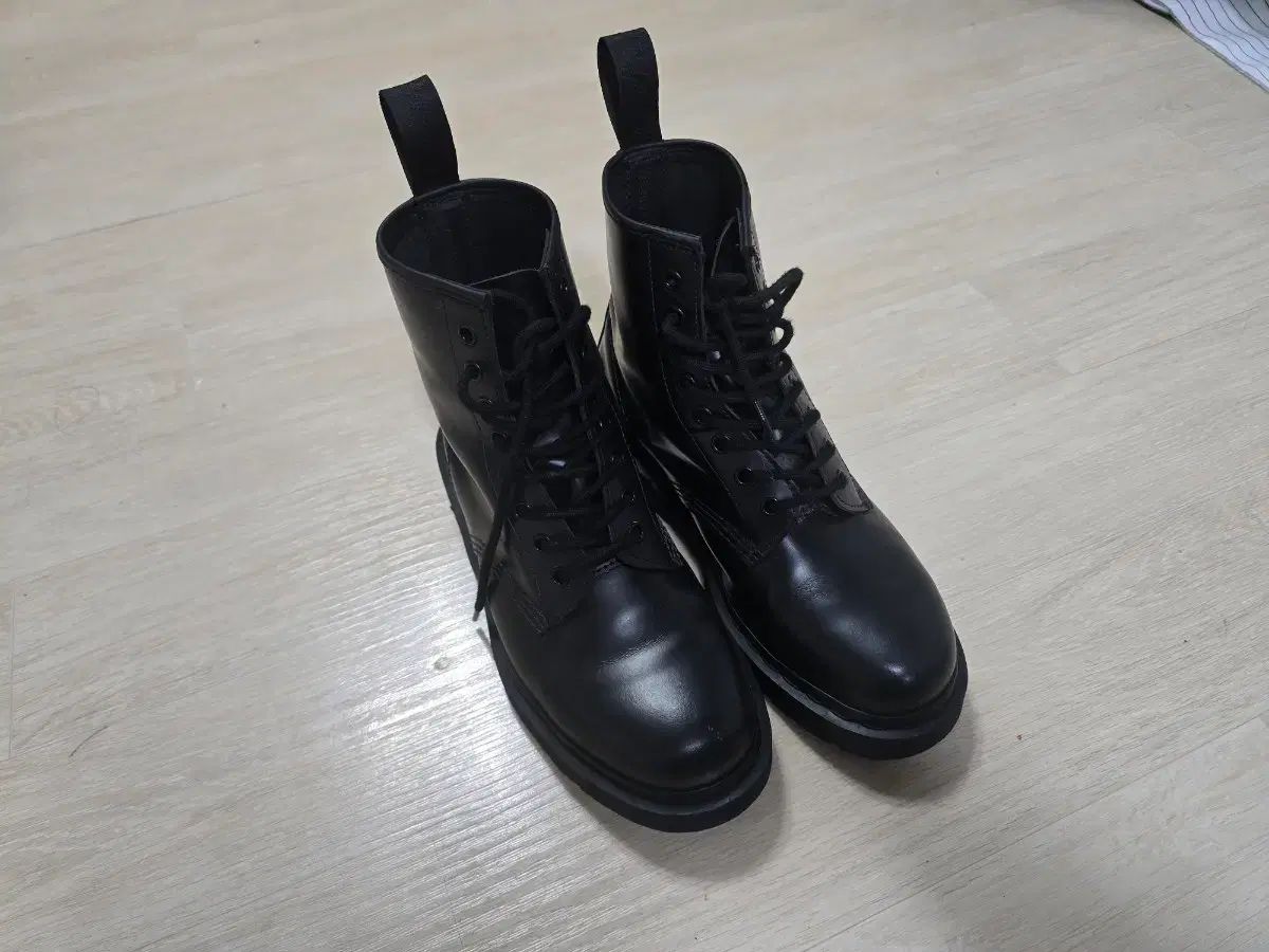 DR. MARTENS ドクターマーチン 1460 8ホール ウールモノブラック 260