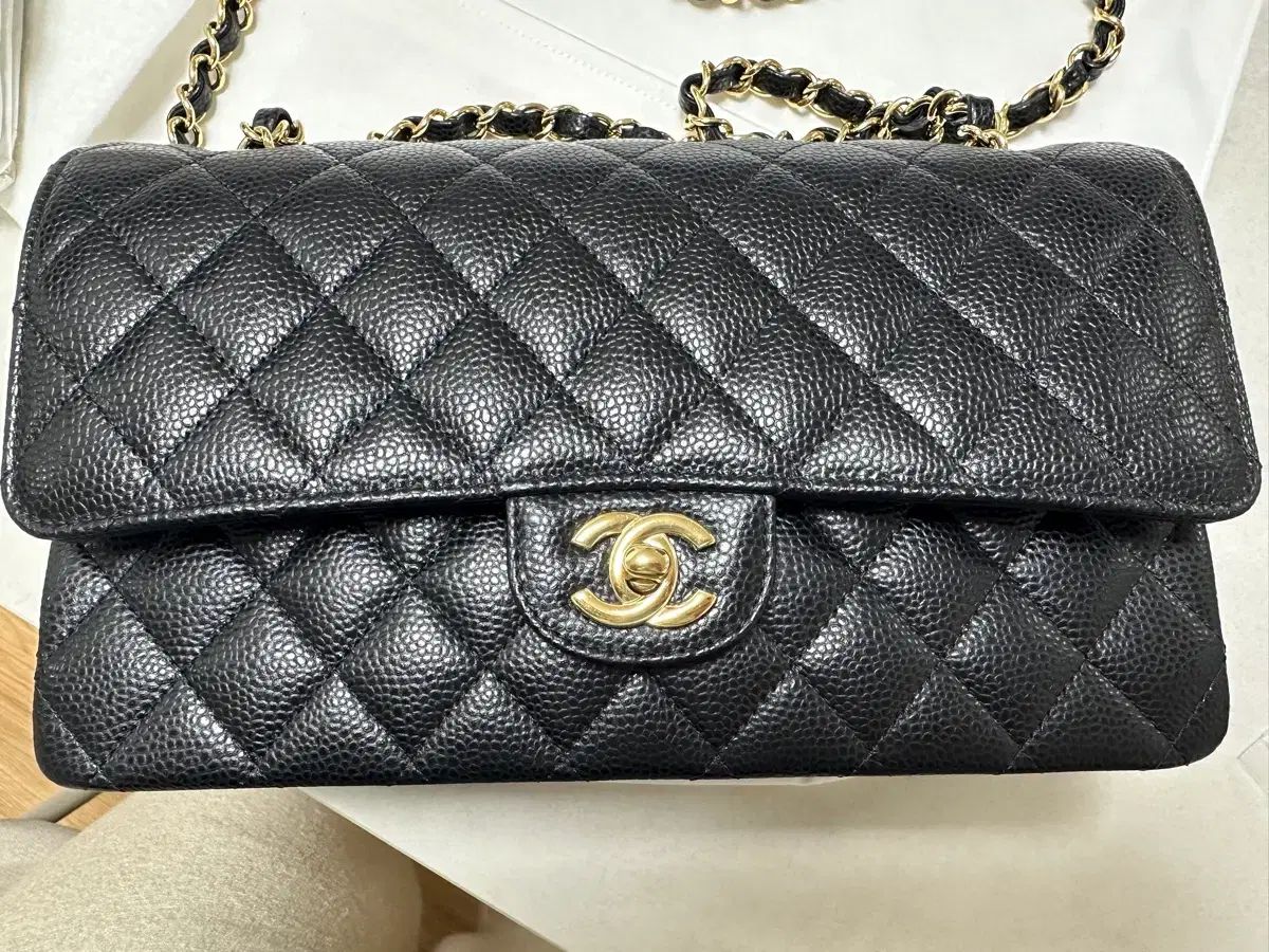 シャネル CHANEL クラシック キャビア ミディアム ゴールド