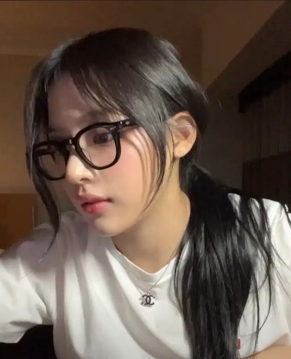 ラッシュクリフト メガネ 44 NewJeans（ニュージーンズ・ニュジ） ミンジ(MINJI) チュウジェ DEX