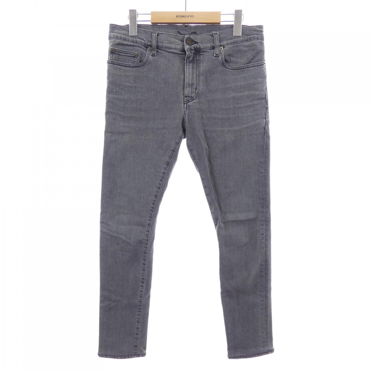サンローラン SAINT LAURENT 390001 Y825K ジーンズ