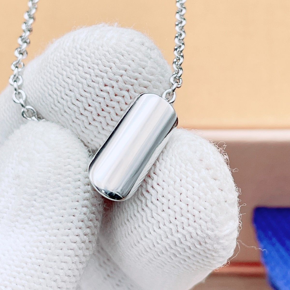 ◇ルイヴィトン◇新品仕上済 LOUIS VUITTON M63197 エセンシャルV 