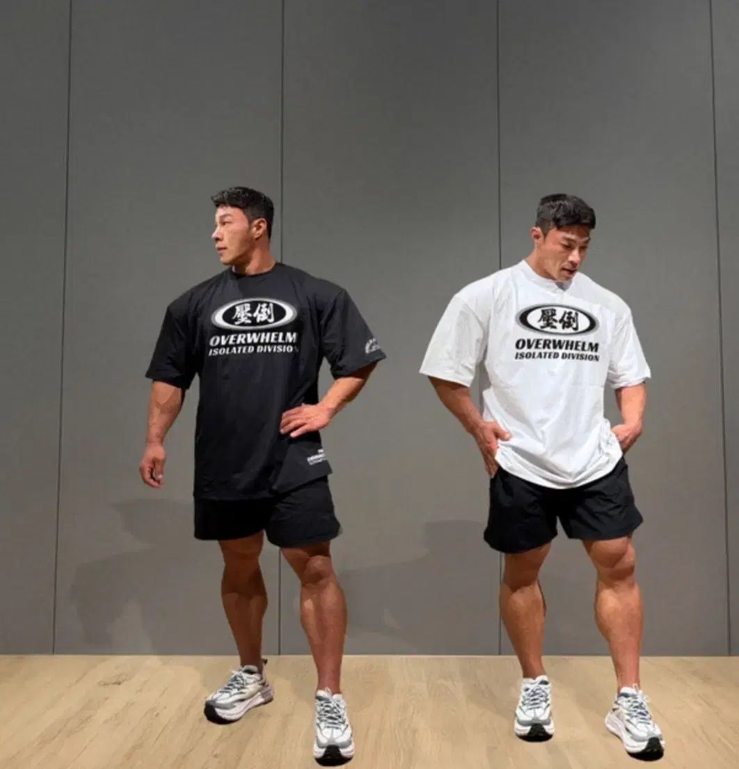 圧倒オールラウンド ダブルサークル半袖Tシャツ 出品