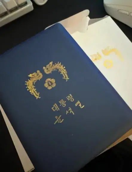 ユン・ソンニョル 時計