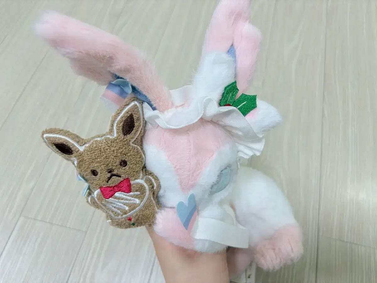 ポケモンセンター クリスマス ニンフィア 限定モデル