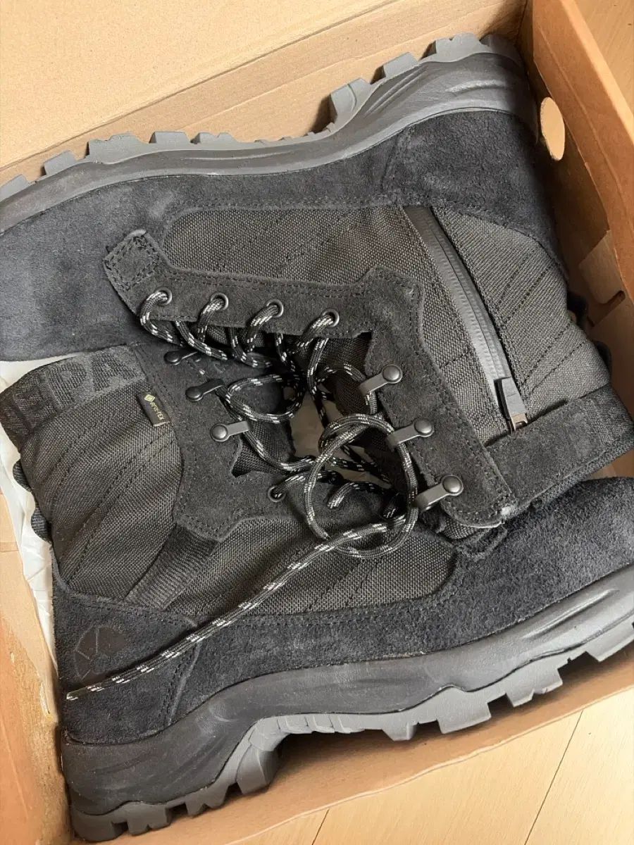 NEPA サナレ GORE-TEX ゴアテックス 登山靴 ブラック 270