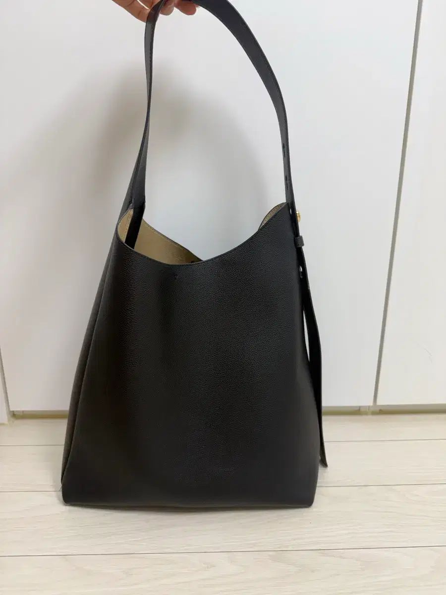 トリーバーチ ロミー HOBO BAG